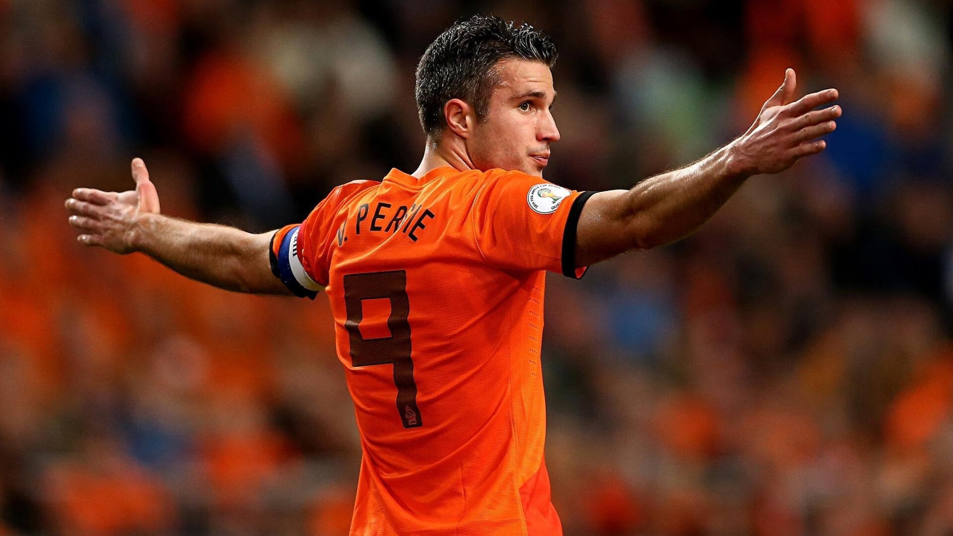 曼城豪取欧冠三连胜,福登与哈兰德组成最强锋线,曼联报价哈兰德