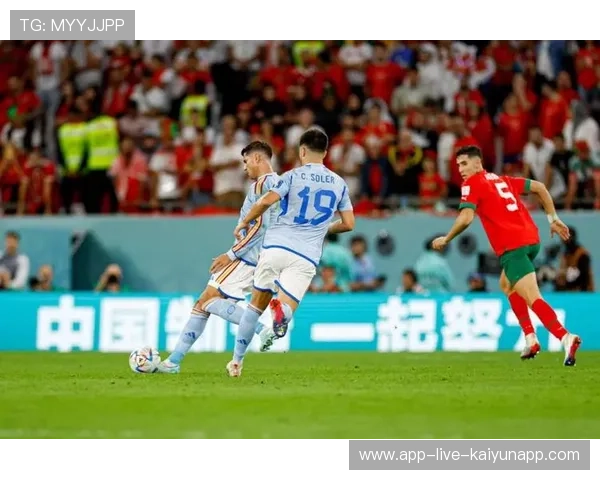 世界杯对攻趋势将在此组得到极致体现